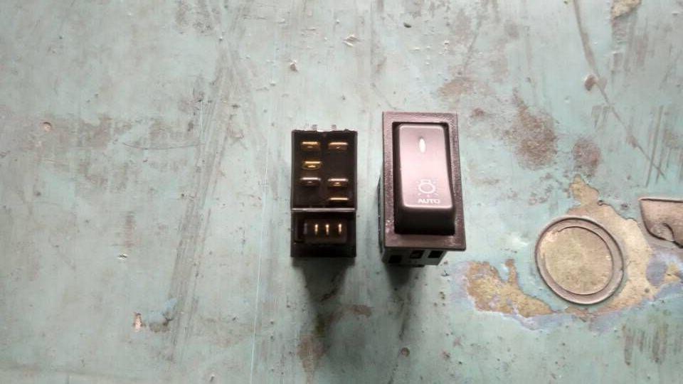 Automatic headlights, rocker switches, JK989-191