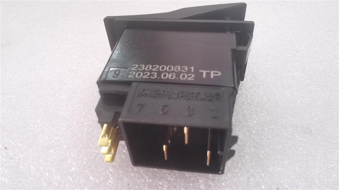 Heater switch, rocker switch, JK 990-082-2 . 37