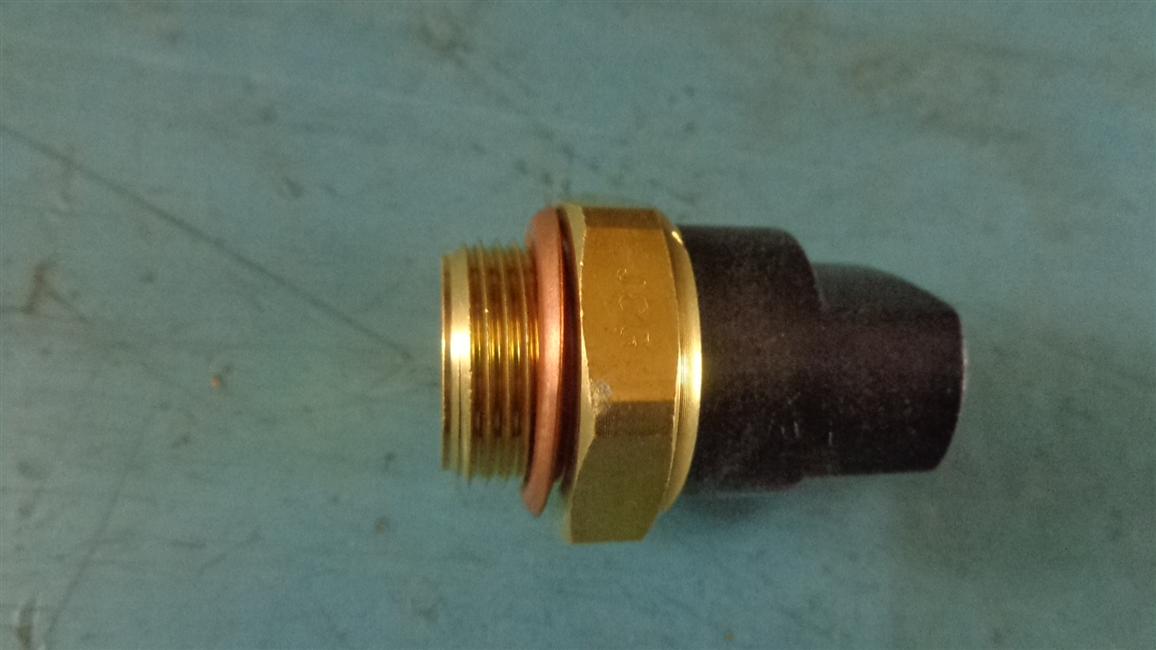 Датчик температуры воды, XD1308M-HJ-010501, M22*1,5-1