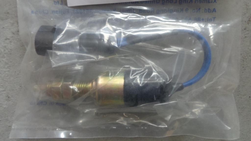 Warehouse door stroke switch, JK204T-A, normally closed, AMP 282104-1 plug-in