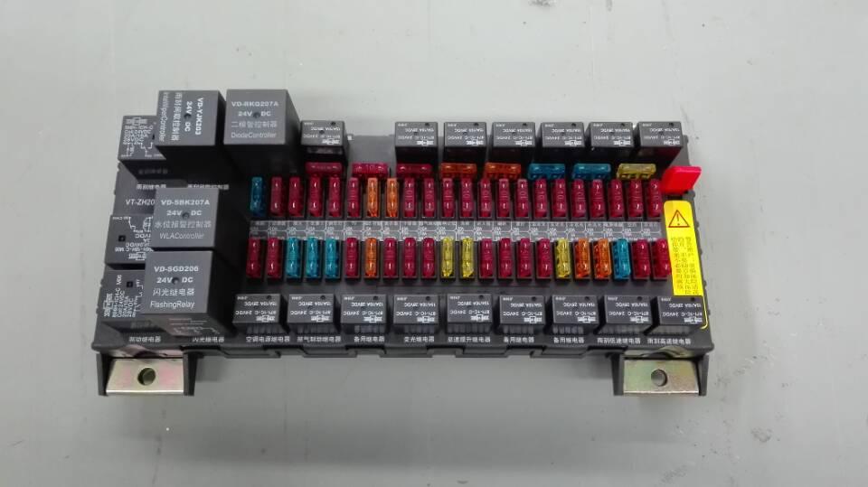 中央电器盒,ZH207,威帝,24V