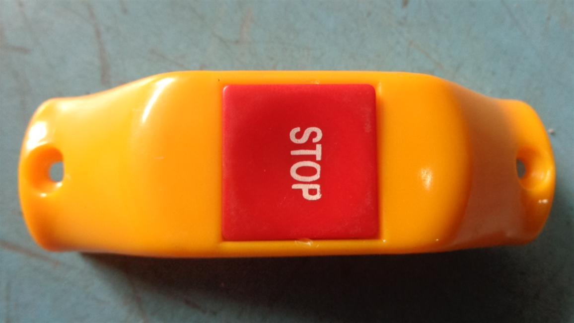 Кнопка для припарковки кнопок, Danyang Maшина и лодка PJ-STOP, красная кнопка желтого панциря, с надписью STOP, пригодная для D32