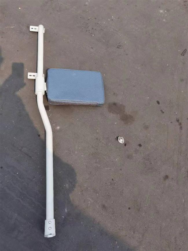 Регулировка опорного поручня, 253400699