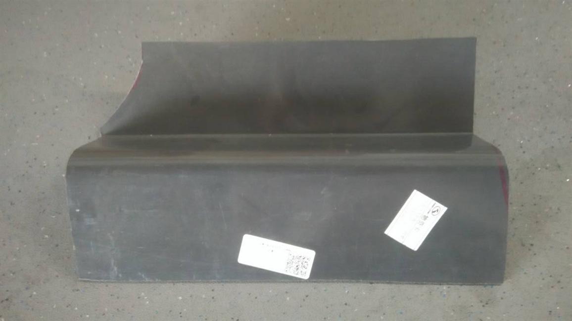 Under-dash panel sealing, 6799Y, ABS t=3.0-1