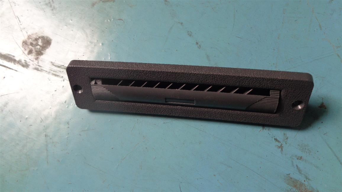 Sortie d'air de la table des instruments, bande longue, noir, utilisé pour le dégivrage, 6129Y, L=150-1