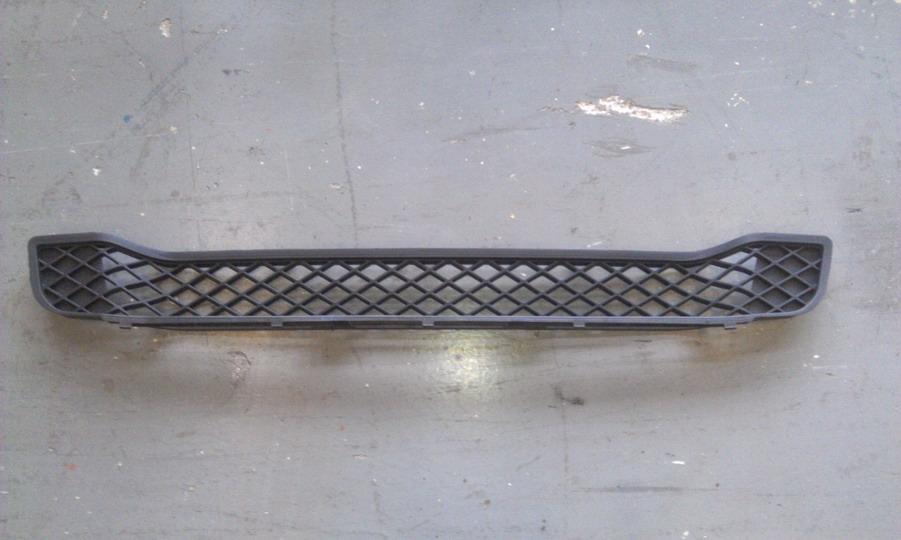 Front bumper grille, 12 models, black, KT