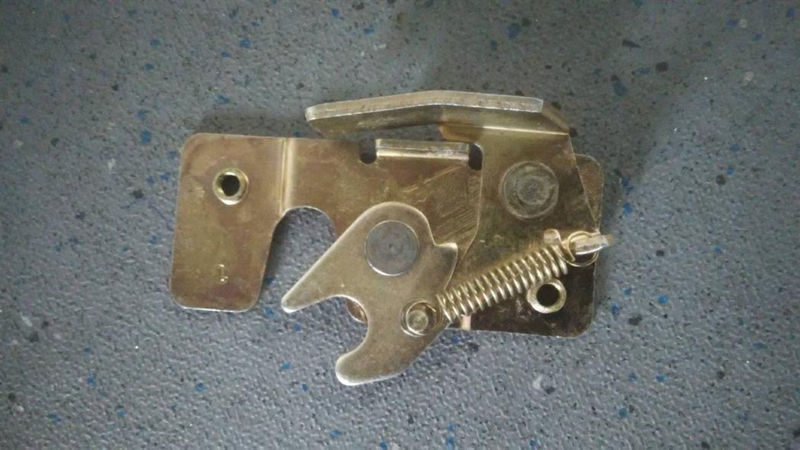 Front bumper lock, 6106G, steel galvanized, HY