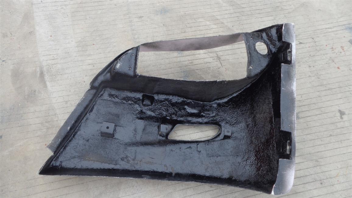 Pare-chocs avant, 6120C voiture européenne, fibre de verre, type à trois étages, à droite