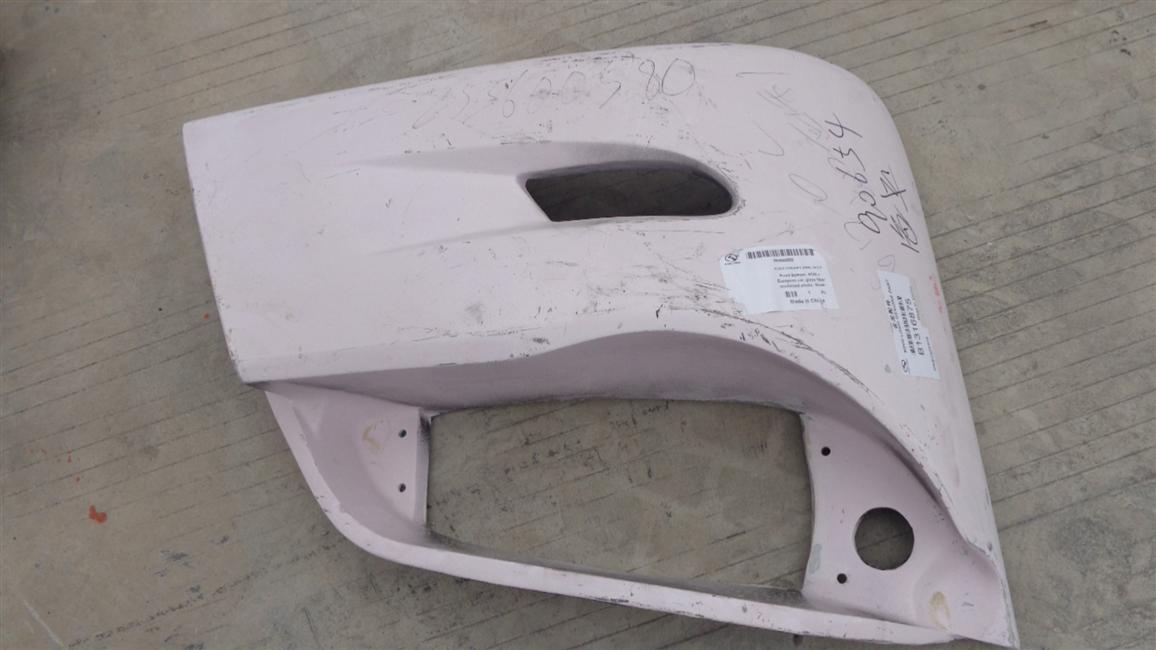 Pare-chocs avant, 6120C voiture européenne, fibre de verre, type à trois étages, à droite-1