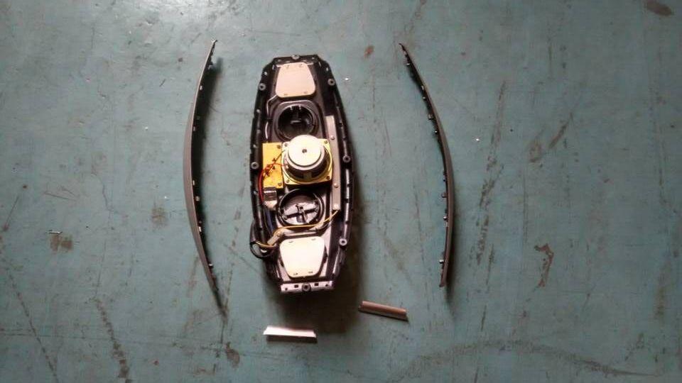 XLW type luggage rack, combined reading light, black and gray, ABS, with speaker-2