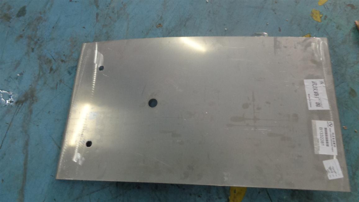 Left fuel tank storage door, side storage door-iron hinge, aluminum alloy t=2.6,6800Y/6858Y, simple lock-2