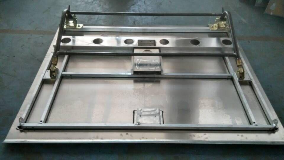 The first bin door on the right, manual exterior swing, aluminum alloy t=2.6,6129Y8, SX19-2000