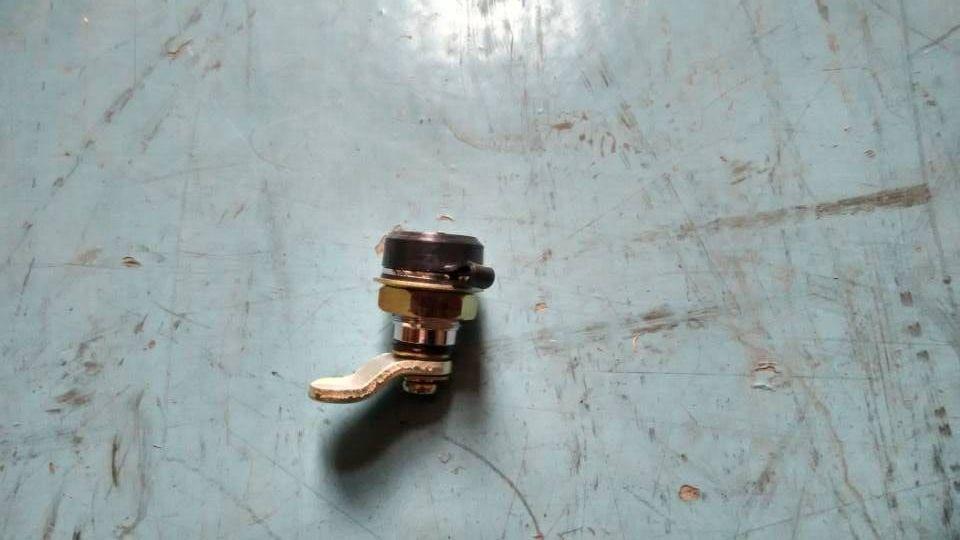 Simple square head lock, SX10/5-1000-1