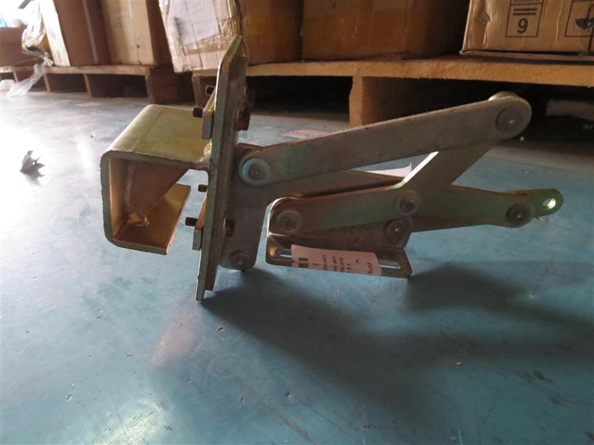 Side bin door hinge-six connecting rod, Q235 t=5.0-1