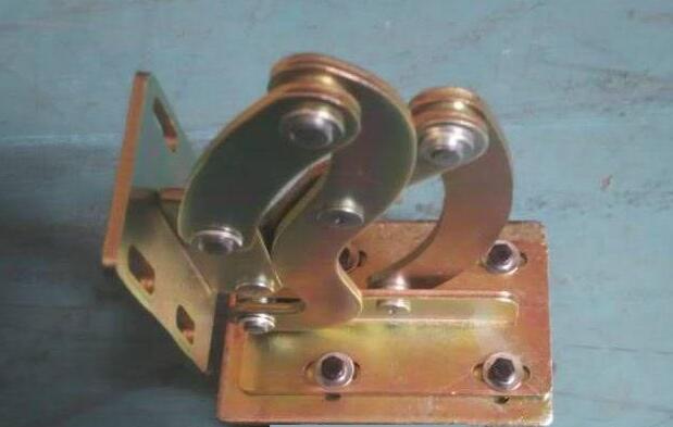 Side bin door hinge, six-link, Q235 t=5.0, left side.