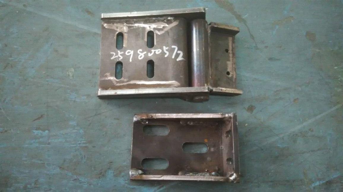 Rear door hinge, single shaft, Q235 t=6.0