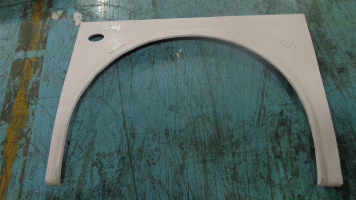 Left front-wheel wing plate, 6799Y, fiberglass t=3.0