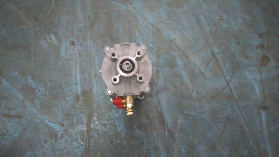 External swing door pump cylinder, left rudder rear door (right rudder front door), Huai'an universal-1