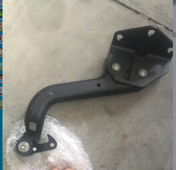 Middle door hinge, lower, middle door step, KT-4