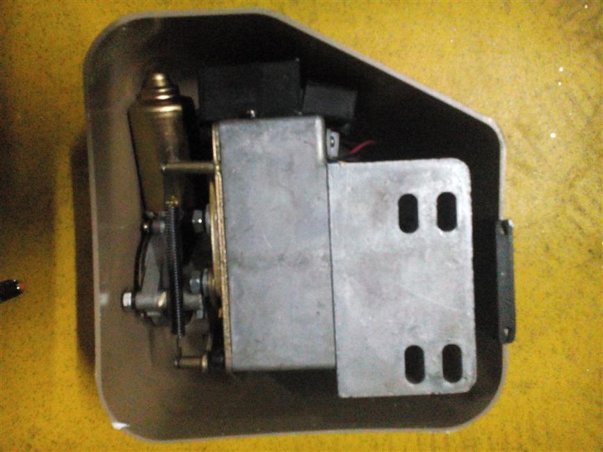 Door pump assembly, electric, center door, swing-out type, left rudder, swing arm radius 57 Support spacing 485