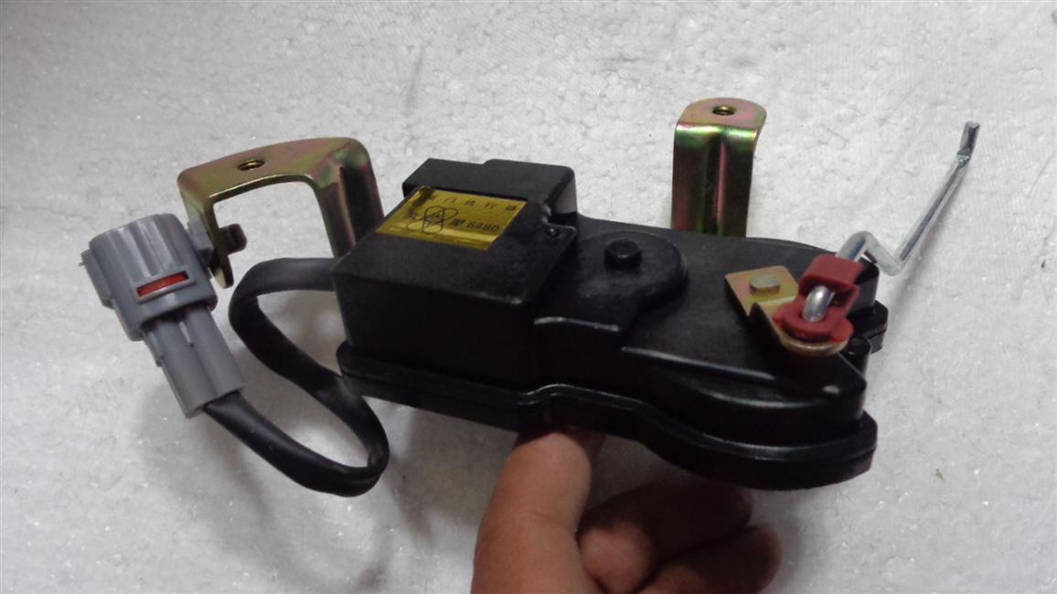 Механизм привода задних дверей в сборе, центральный орган управления, Yuyao Sinxing-3