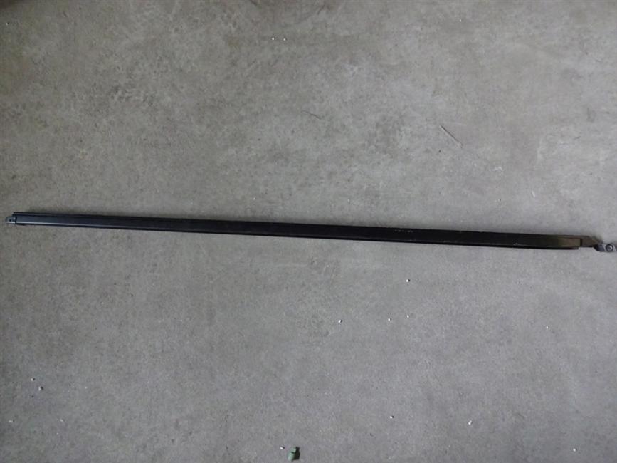 Montage de la voie médiane de la porte supérieure droite, universel-3