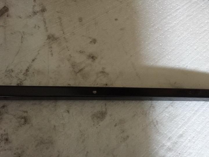 Top left middle door track assembly, universal-1