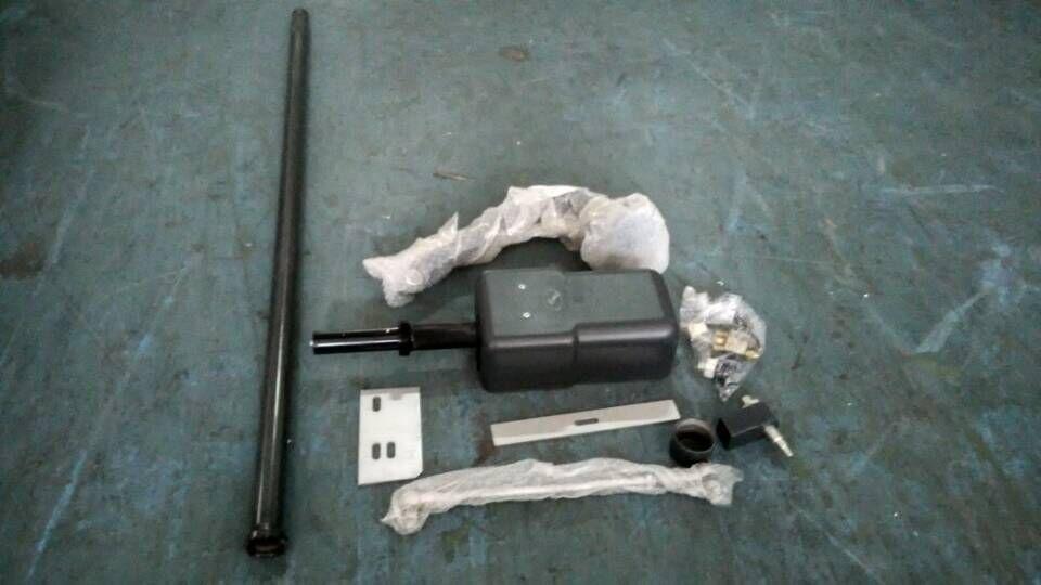 Pompe de porte, pneumatique, porte avant, type balançoire, gouvernail gauche, rayon de bras courbé 420, espacement du support 1445