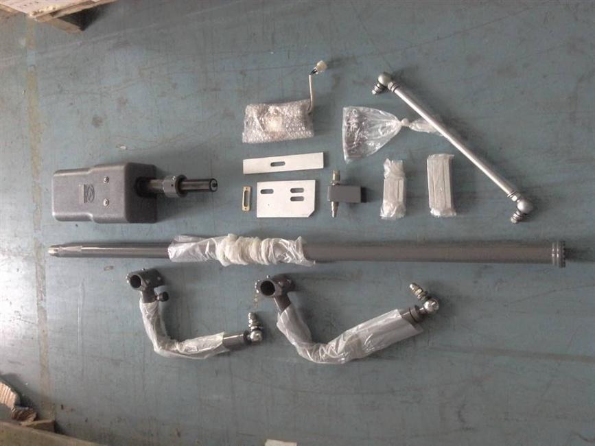 Door pump assembly, pneumatic, front door, swing type, left rudder, curved arm radius 405, support spacing 1478-1