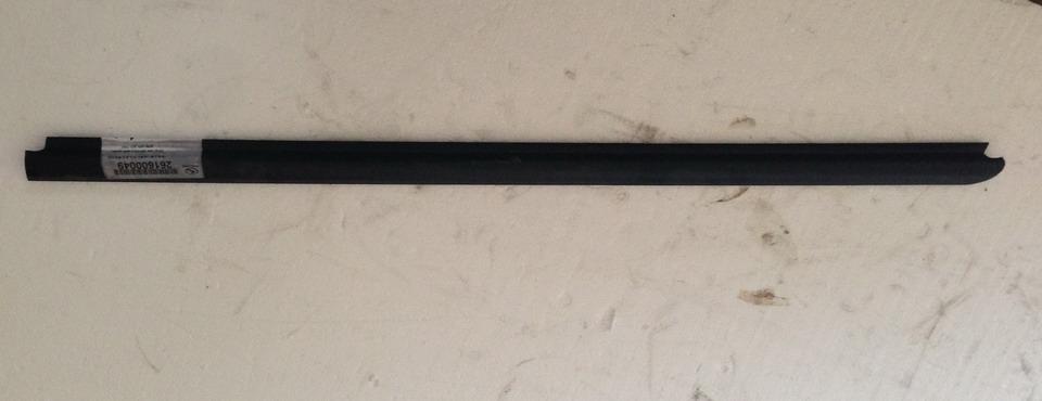 Glue strip, left front door glass exterior, gray, universal, universal, KS2