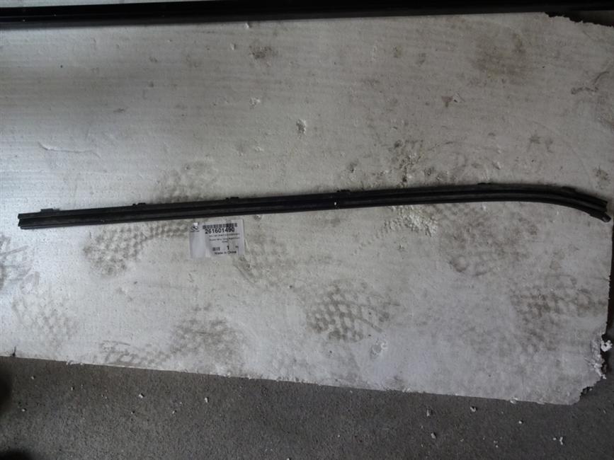 Glue strip, right front door inside glass, gray, non-formed top, universal