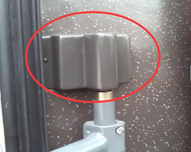 Decorative cover-door pump upper support, 6115AY