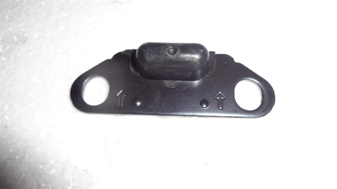 Lower front middle door limiter assembly, right middle door, KS2