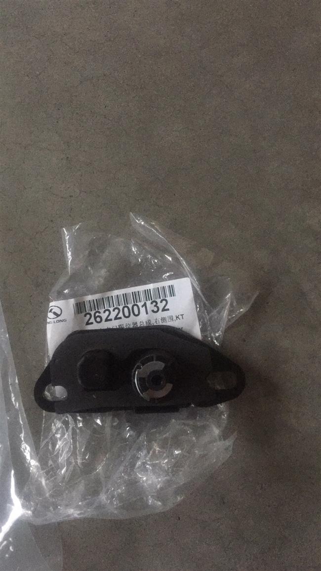 Ограничитель правых центральных врат, правая боковая окружность, KT