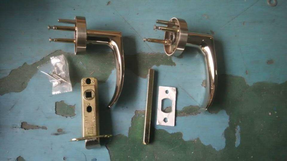 司机围栏门锁,通用,253400260