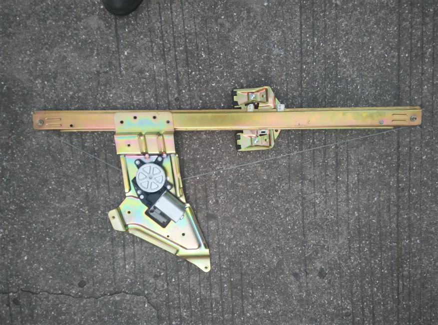 Right front door glass lifter, electric, KT-1