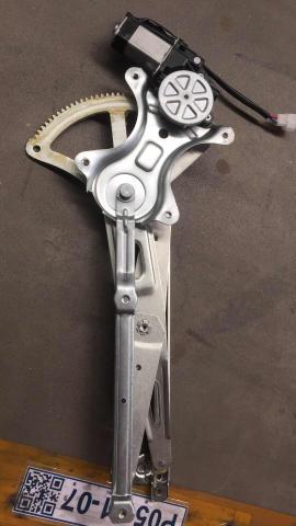 Lifter en verre, électrique, porte avant gauche, KS2V-1