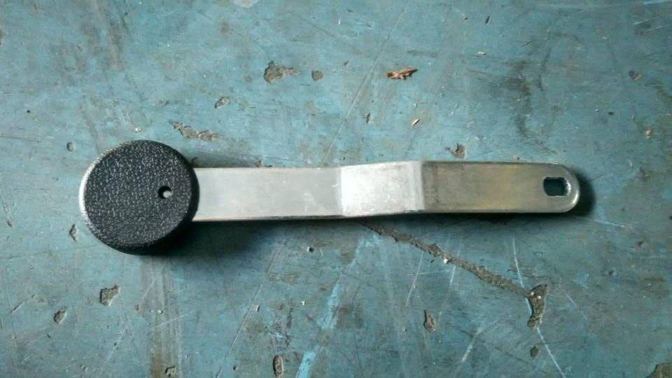 KL-01 seat adjustment handle assembly, window side, 267303092, 267303329