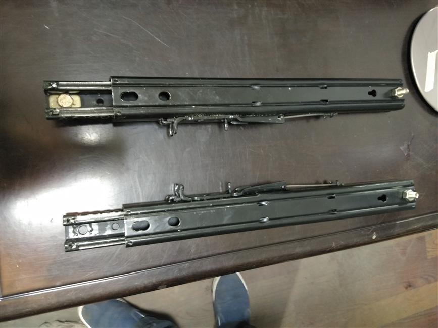 O-type slide, 267100168