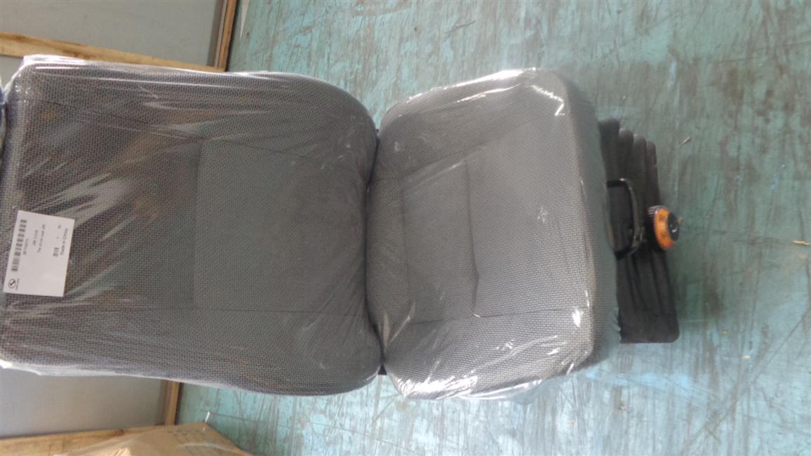 Механическое кресло водителя, J05-2