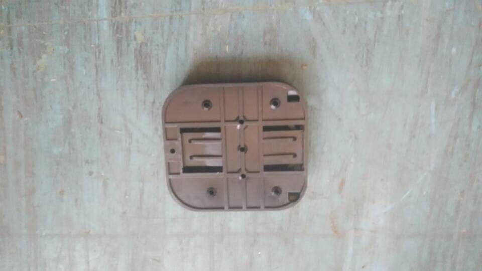 Seat cup holder, square