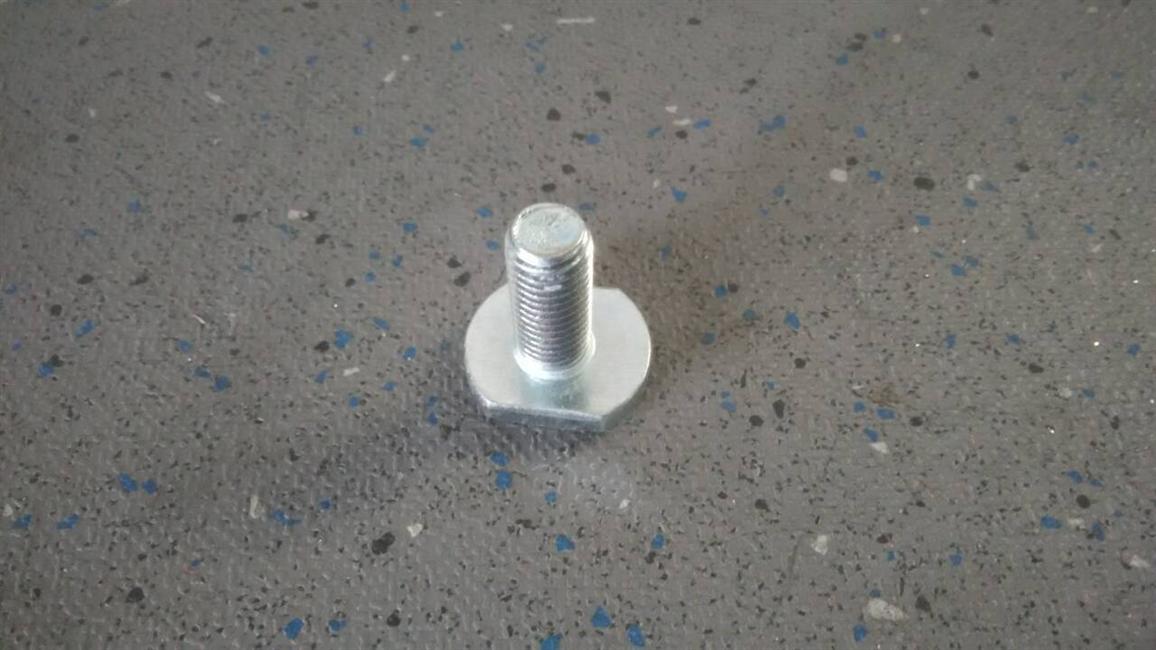 Seat accessories, T-screws