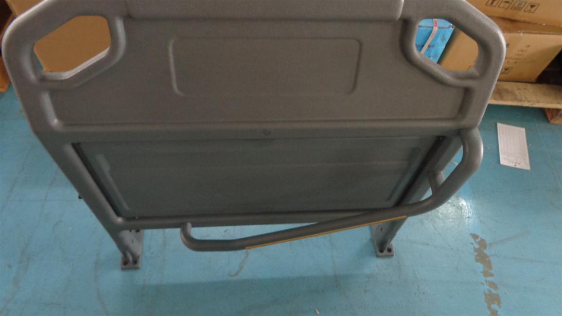 Behind the middle door, softening, XC/HL800B, guardrail-2