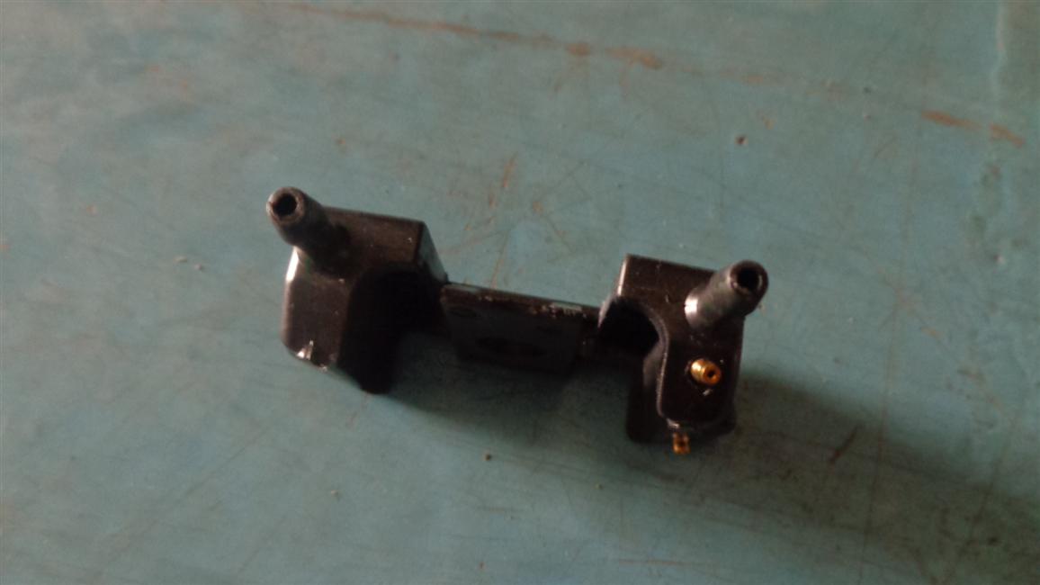 Buse gauche de l'essuie-glace, Fujian A1910VIII-1-1