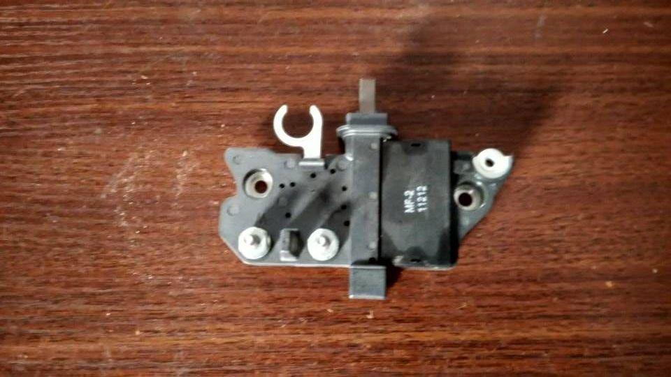 Brush voltage regulator assembly, AVi147D3001-1