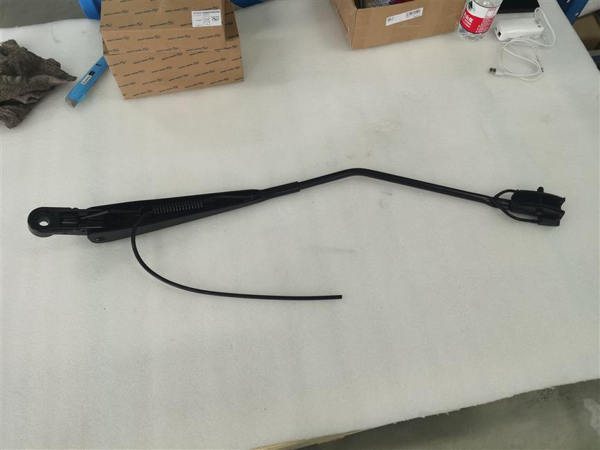 Bras d'essuie-glace gauche, 279500276