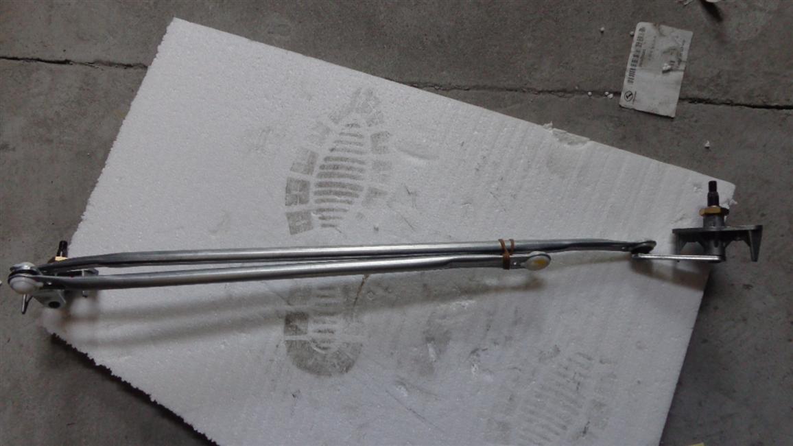 Front wiper connecting assembly, left rudder-4