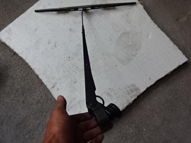 Sub-scraping arm and scraper assembly, left rudder, assembly co-pilot side-3