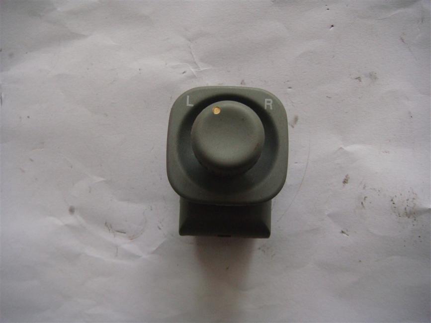 后视镜控制开关,282200020/282200030-1