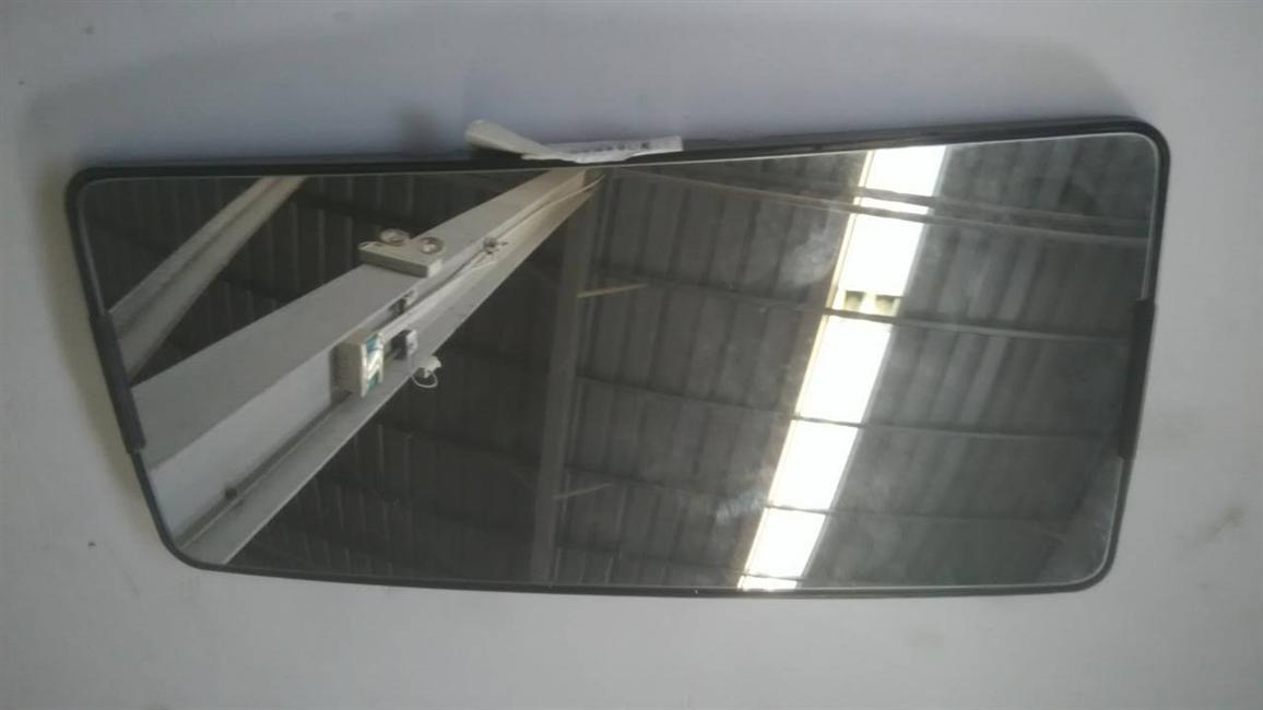 Rear view main lens assembly (with E-mark), 282201150-1